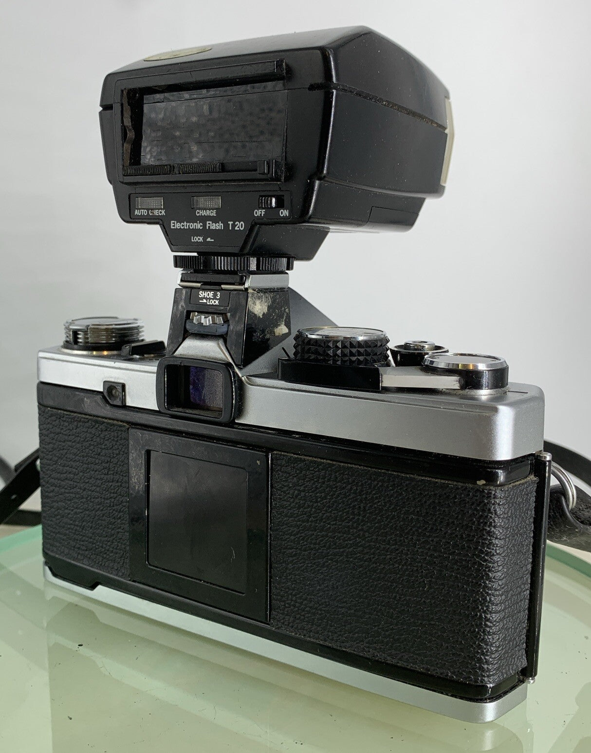 Olympus OM-2 35mm SLR camera body & Hotshoe 2 50mm 1:1.8 +Flash  TESTED #1596