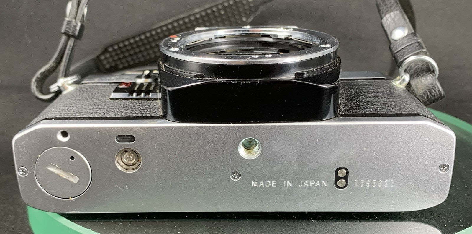 Olympus OM-10 35mm SLR Film Camera Body Only FULLY WORKING #1007