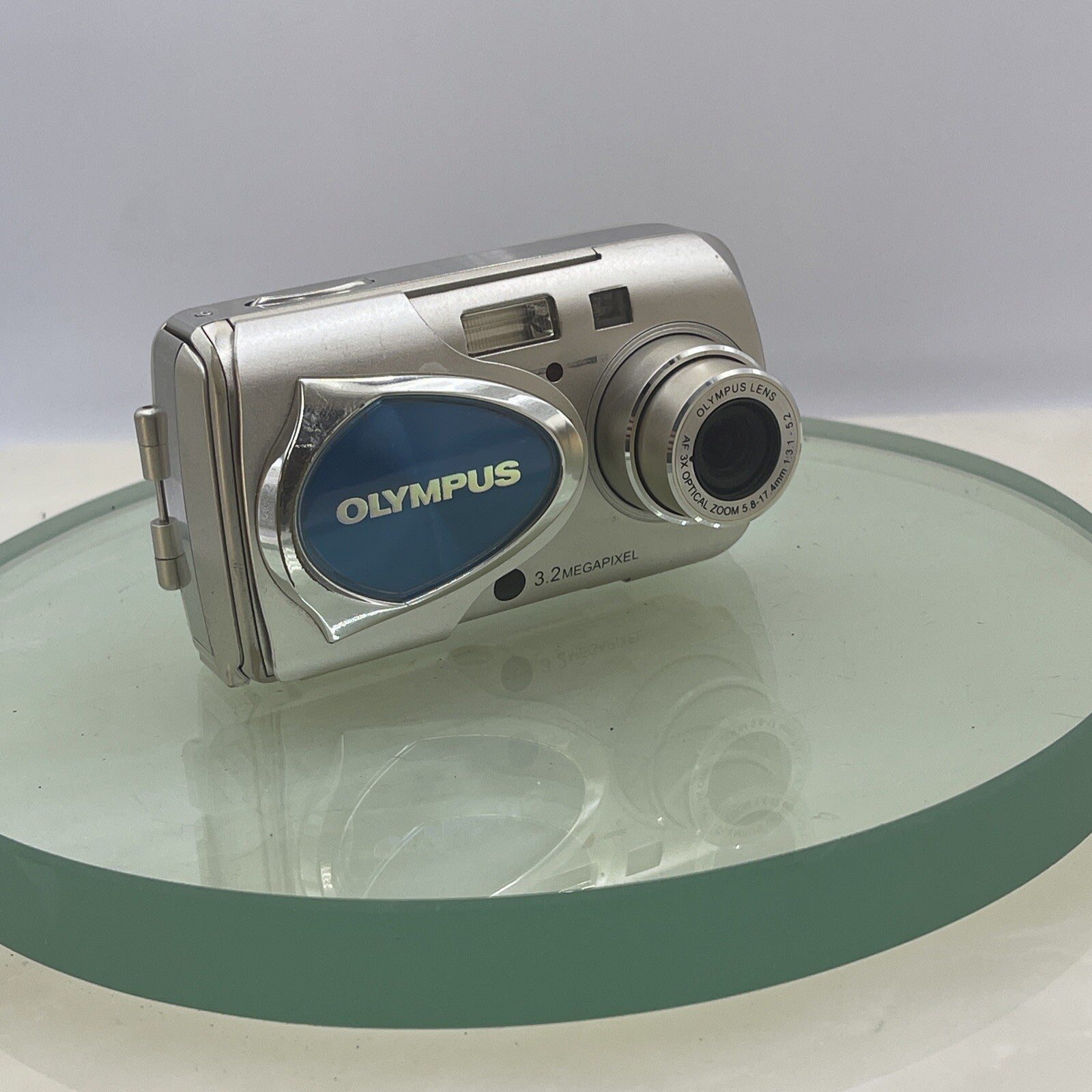 Olympus U-15 Digital Camera 3.2 Mega Pixel Fully tested, Charger #2811