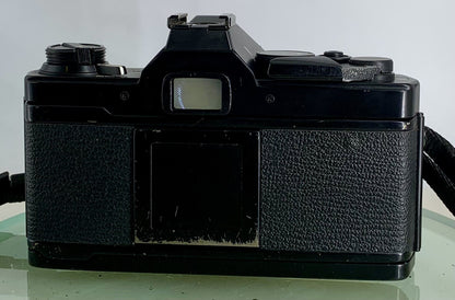 Olympus OM-2 Spot / Program SLR Camera + Olympus Zuiko  50mm f1.8 TESTED  #3134