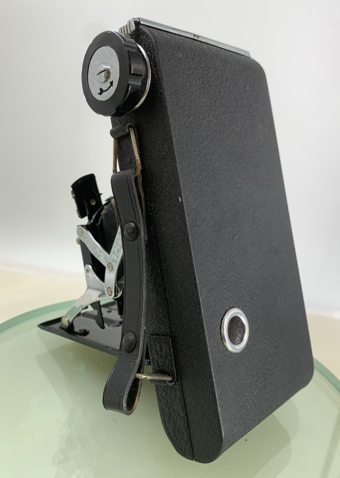 VINTAGE KERSHAW EIGHT-20 BLACK MADE IN ENGLAND FOLDING CAMERA TESTED - 9394