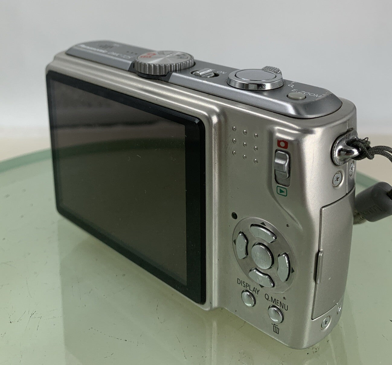 Panasonic Lumix DMC-TZ5 10x Zoom DIGITAL CAMERA NO CHARGER NO CARD TESTED - 2516