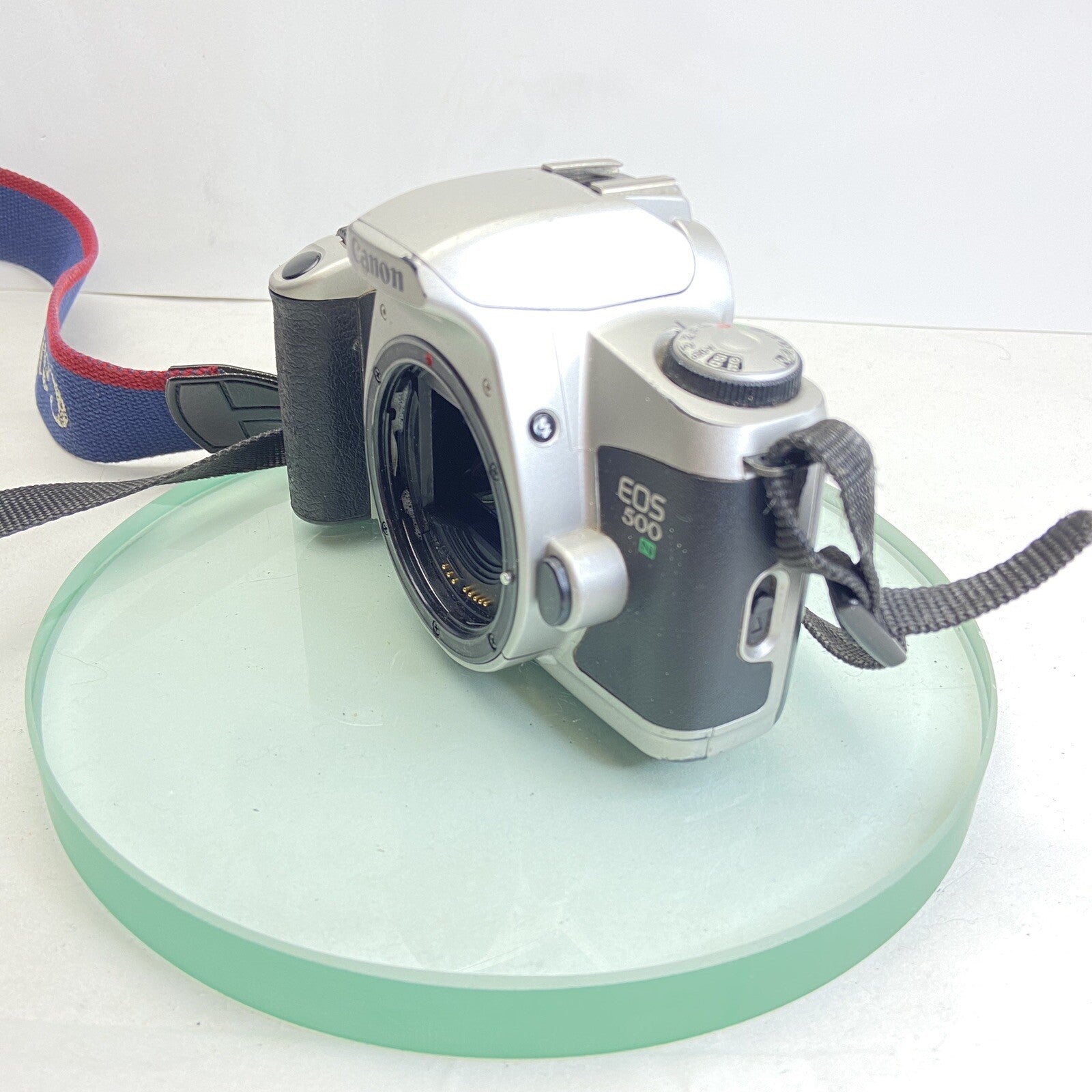 Canon EOS 500N 35mm SLR Film Camera Body with Body Cap and Strap #8672