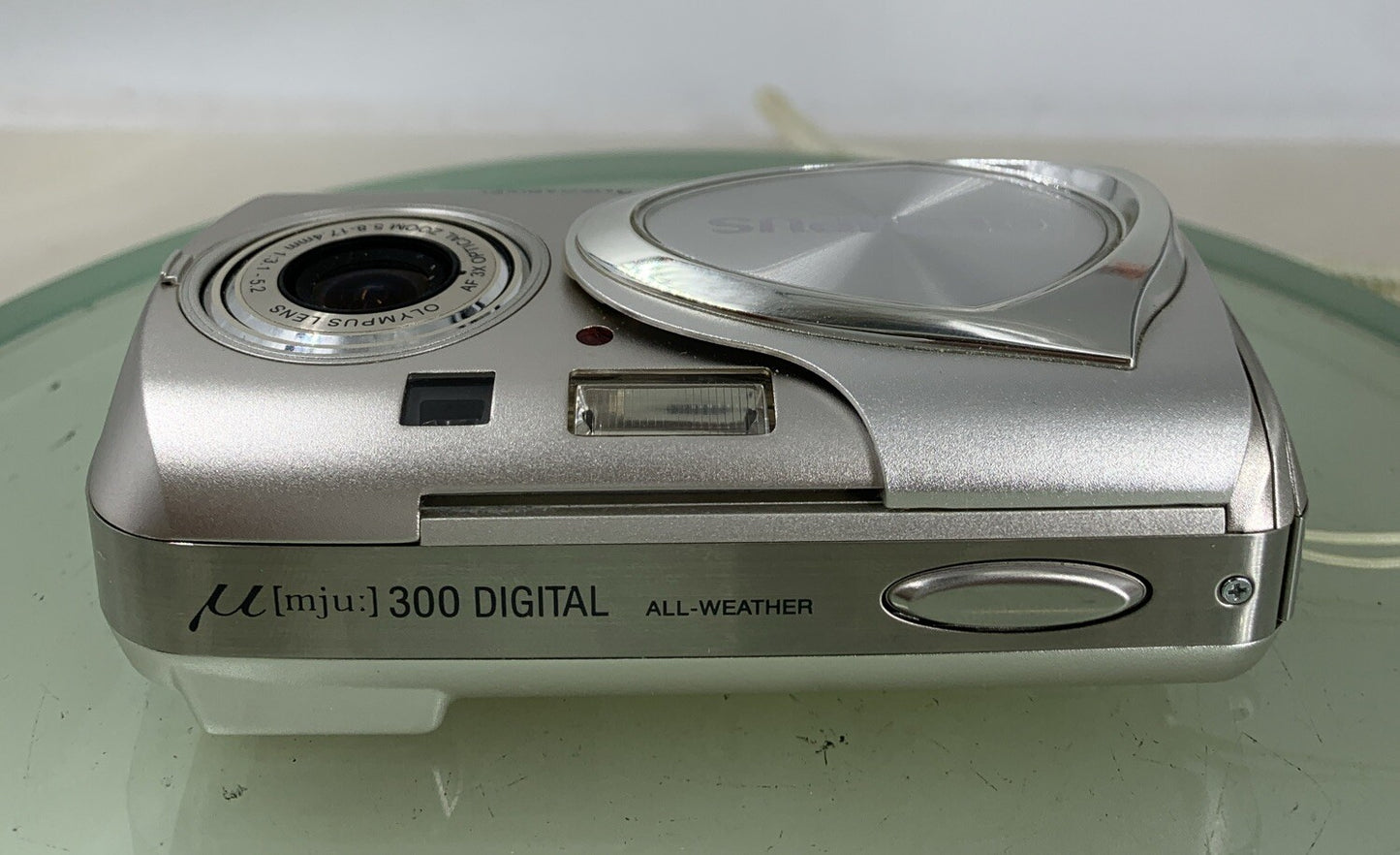 Olympus u [mju:]-300 3.2 MP COMPACT DIGITAL CAMERA SILVER + COVER TESTED - 267