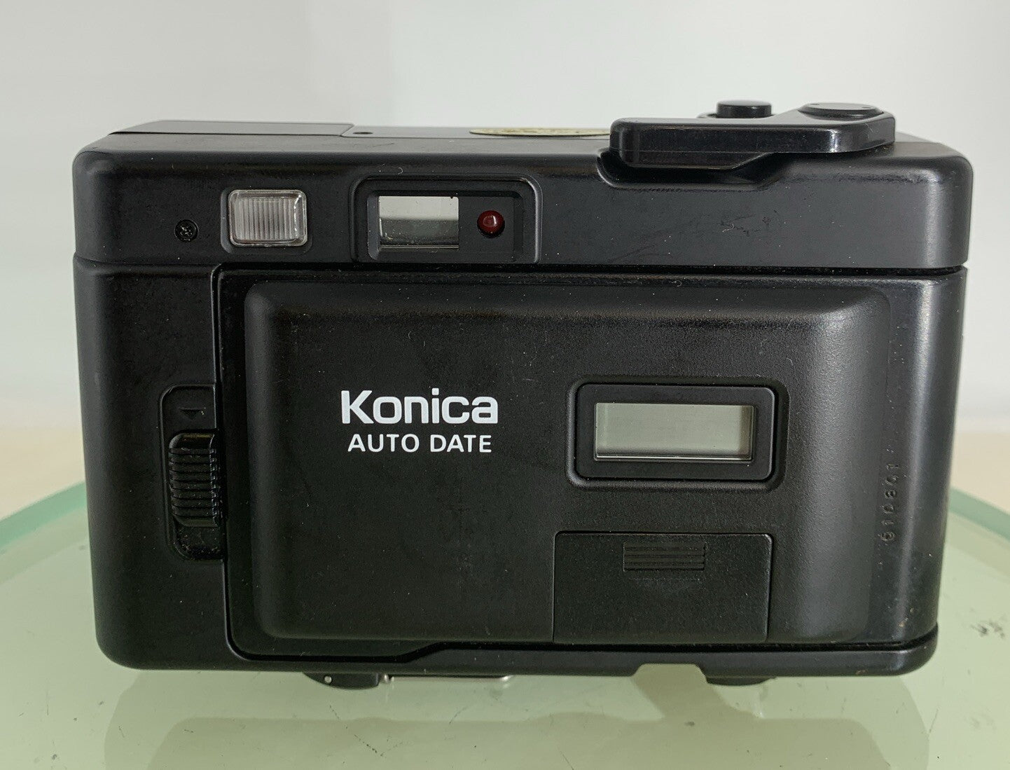 Konica EFJ 35MM AUTODATE BLACK POINT AND SHOOT FILM CAMERA BLACK TESTED - 8245