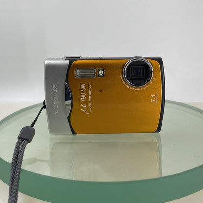 Olympus Stylus U790 SW 7.1MP Digital Camera Orange Waterproof Tested(LENS ISSUE)1