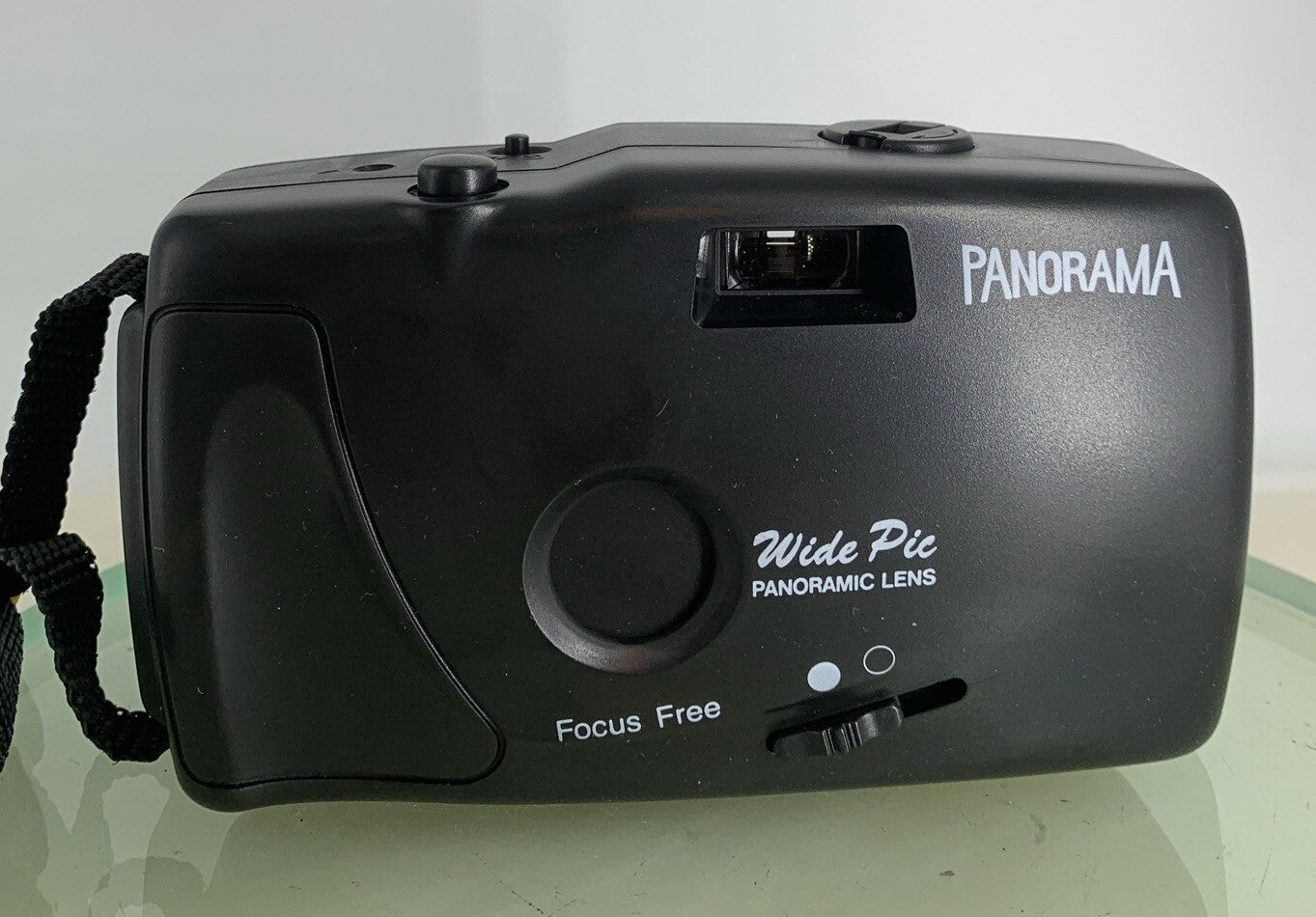 Panorama Wide Pic 35mm Film Point and Shoot FILM Camera BLACK TESTED - 8451