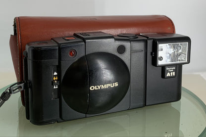 OLYMPUS XA2 Electronic Flash A11 D.ZUIKO 35mm f3.5  POINT & SHOOT CAMERA #4990