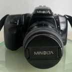 Minolta Dynax 500si 55mm AF ZOOM Film Camera 28-80mm Lens + BAG + Tested - 1171