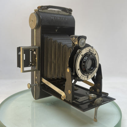 Kodak Folding Brownie Junior Six-20 Camera, 620 Roll film camera SHUTTER WORK3750