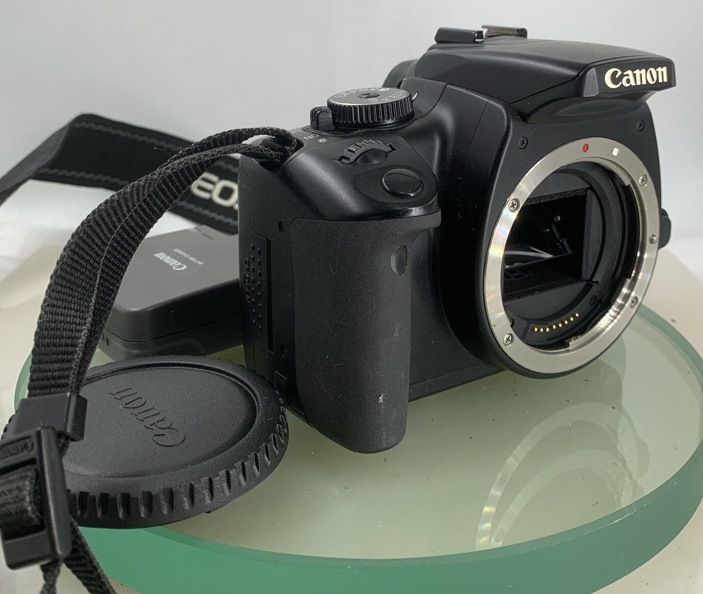 CANON EOS 400D DIGITAL SLR CAMERA BODY BLACK WITH CHARGER 4GB CARD TESTED - 1520