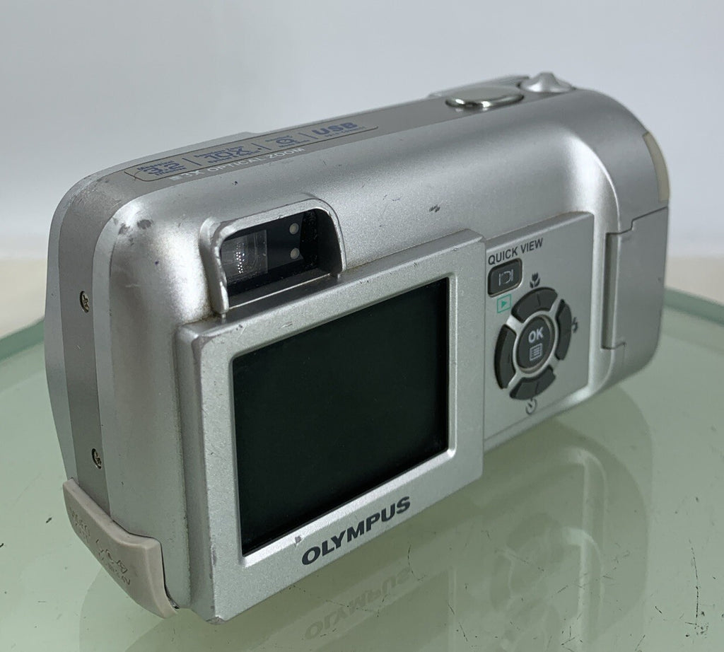 Olympus Camedia C-350 Zoom 3.2MP Compact Digital Camera SILVER TESTED - 6784