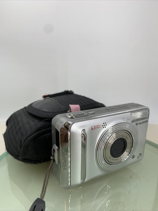 Fujifilm Digital Camera FinePix A600 6.3MP Silver NO SD CARD Tested- 8430
