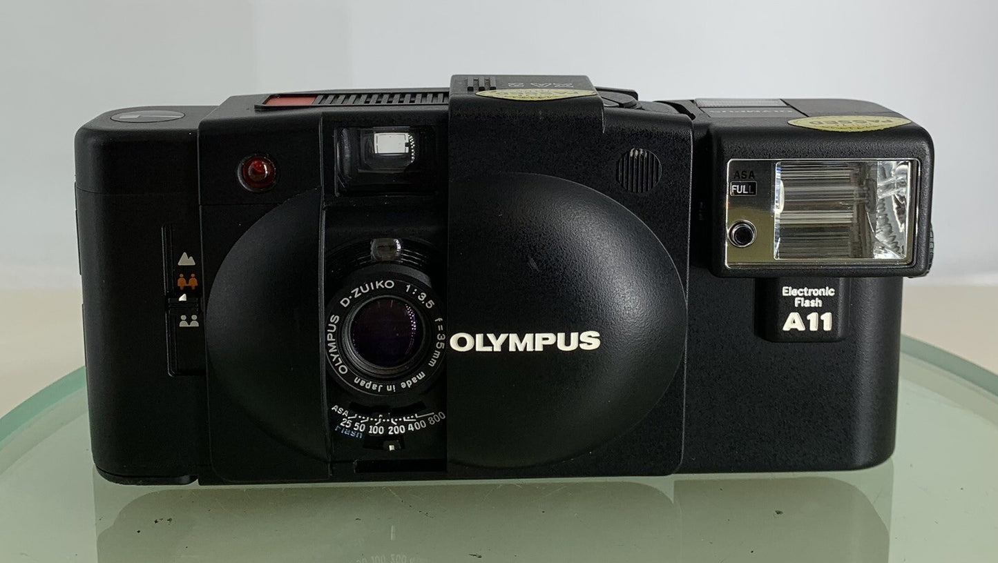 OLYMPUS XA2 Electronic Flash A11 D.ZUIKO 35mm f3.5 POINT & SHOOT CAMERA Case#1861