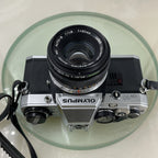 Olympus OM10 35mm Film SLR Manual Camera + Olympus 50/1.8 Zuiko Lens - Silver6097
