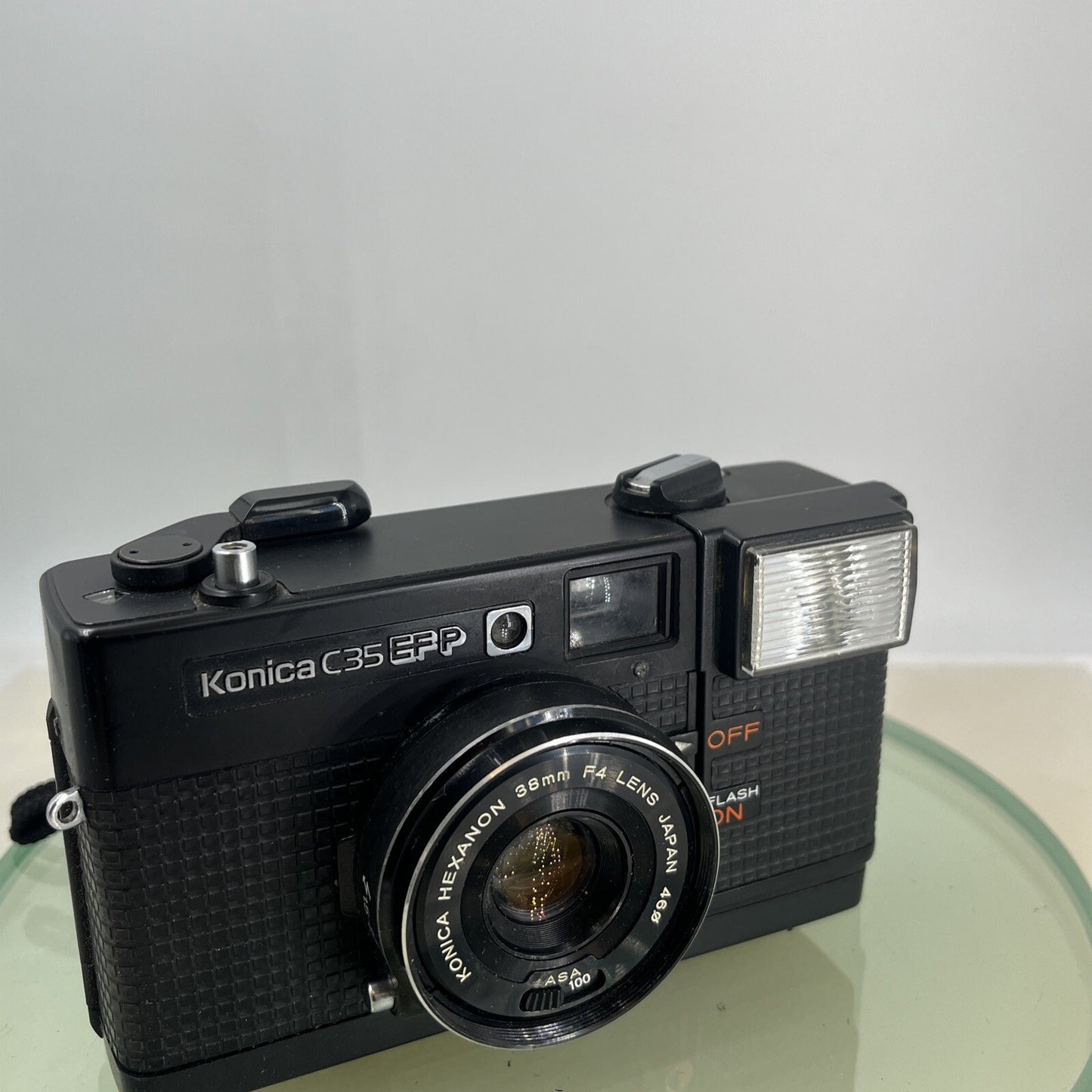 KONICA C35 EF-P VINTAGE 35mm FILM CAMERA MANUAL WIND HEXANON 38mm F4 LENS 4511