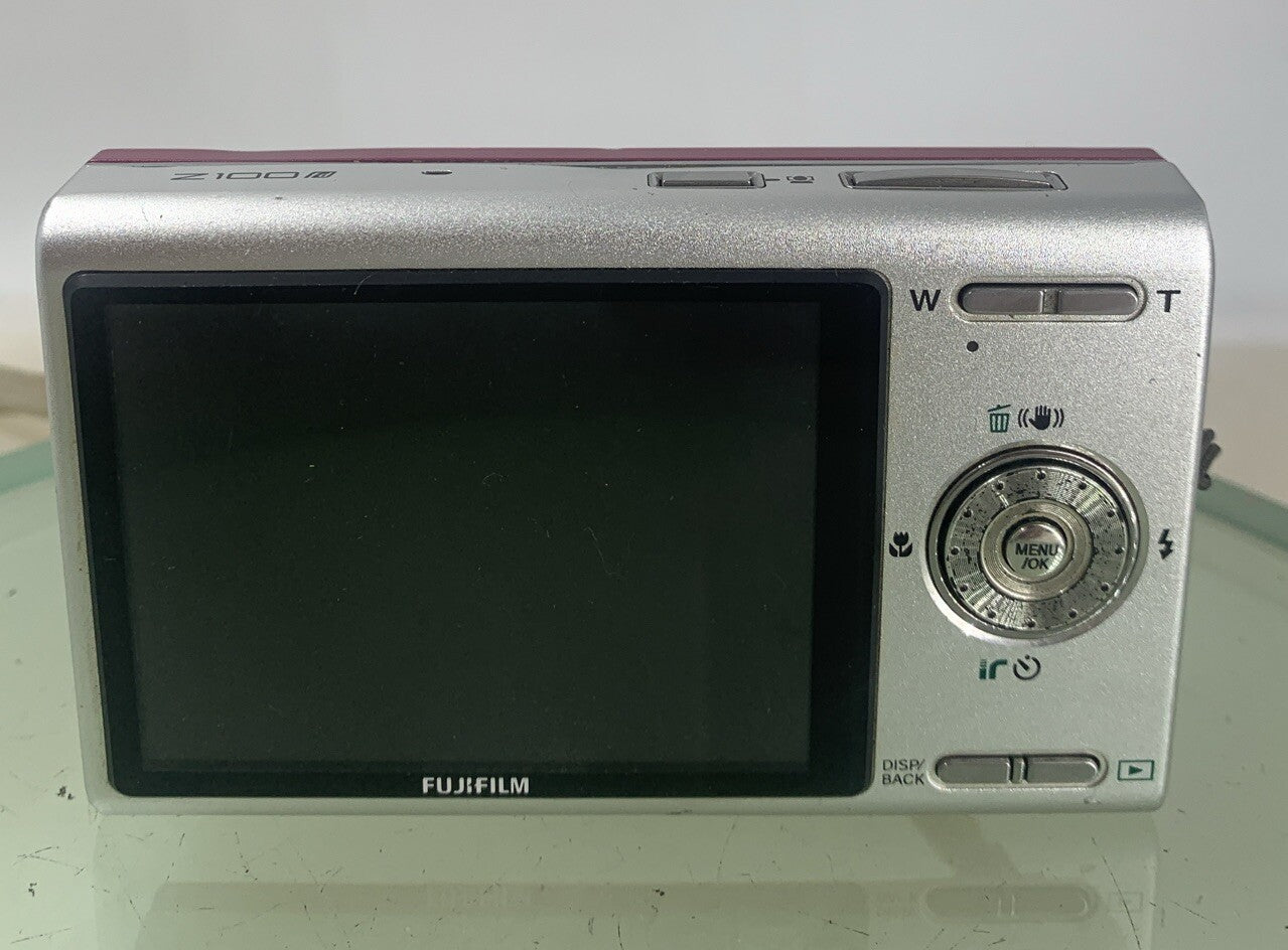 Fujifilm Digital Camera FinePix Z100fd 8.0MP Pink +2GB CARD + COVER TESTED - 2385