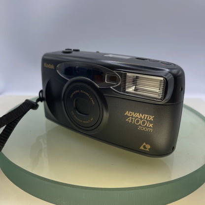 Vintage Kodak Advantix 4100ix Zoom 30-60mm Point & Shoot APS Film Camera case5762