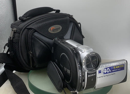 Sony Handycam DCR-DVD115E Handheld Mini DVD Camcorder Silver WITH BAG TESTED-2380