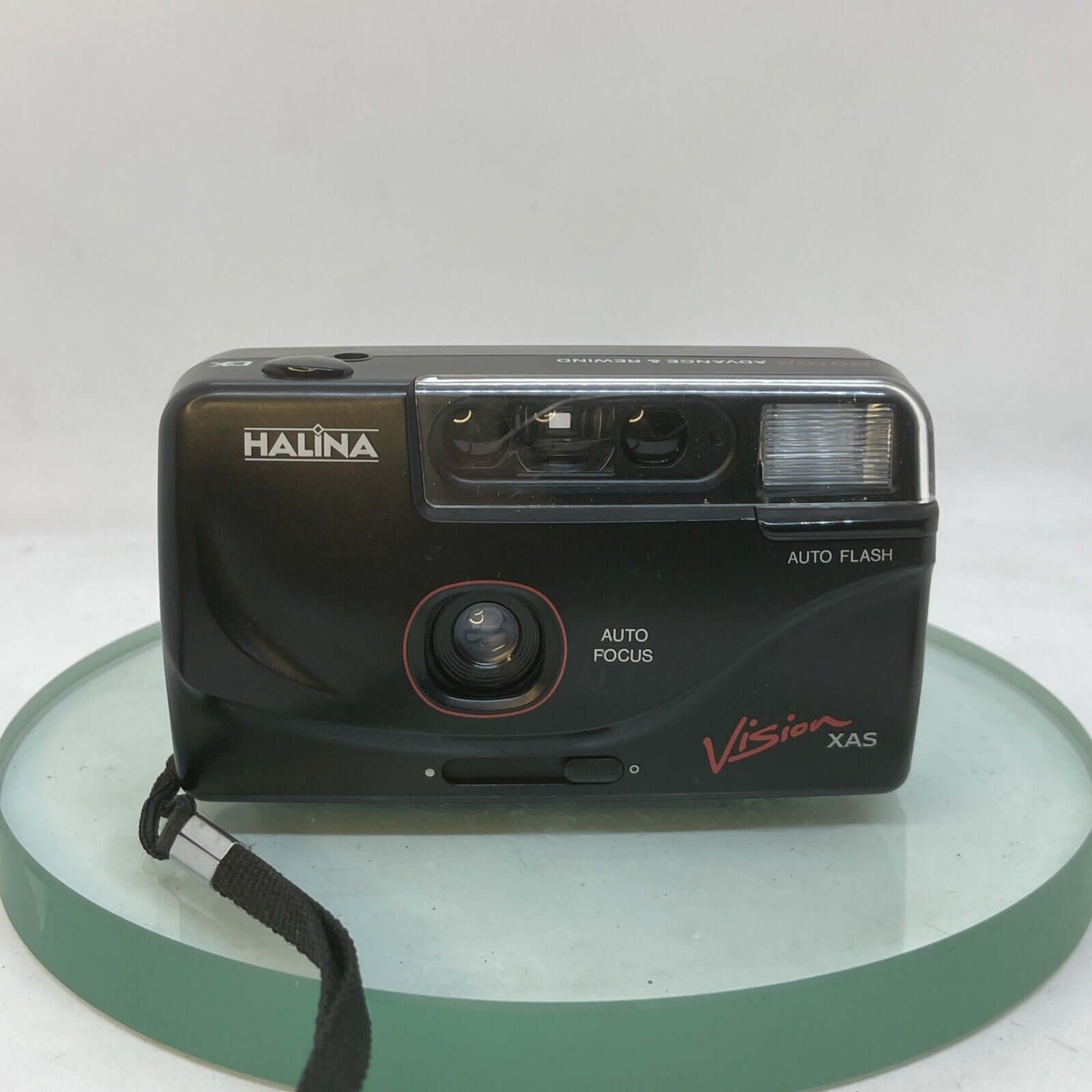 VIntage HALINA VISION XAS AUTO FLASH & FOCUS COMPACT CAMERA & CASE -TESTED#5541