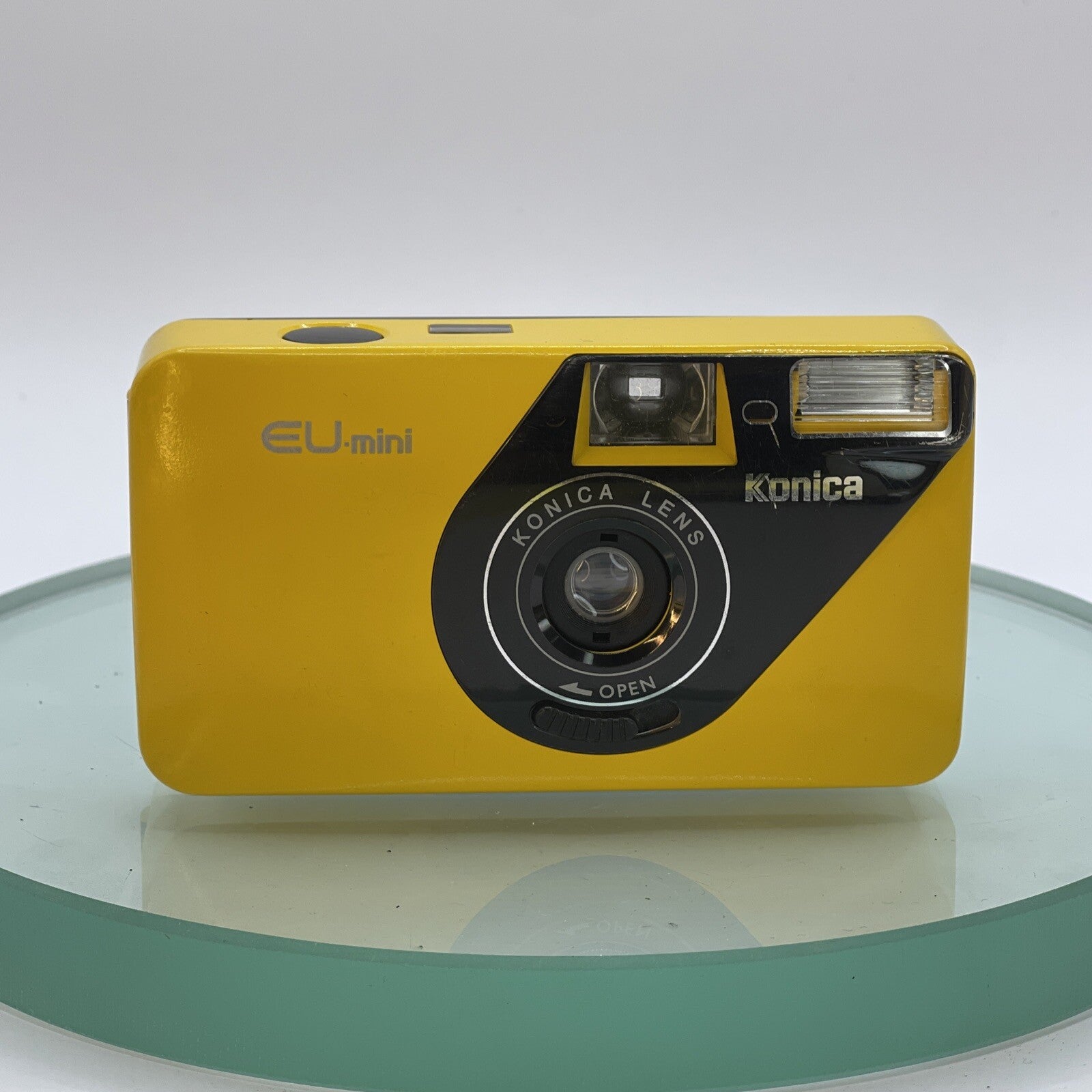 Konica EU Mini 35mm Point And Shoot compact film camera TESTED 3701
