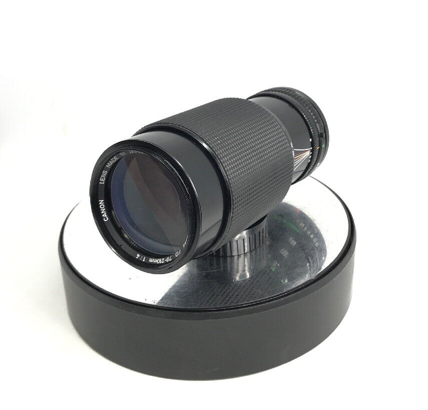 Canon FD Zoom 70-210mm F4 with Converter(not included) even Digital. Working#6491