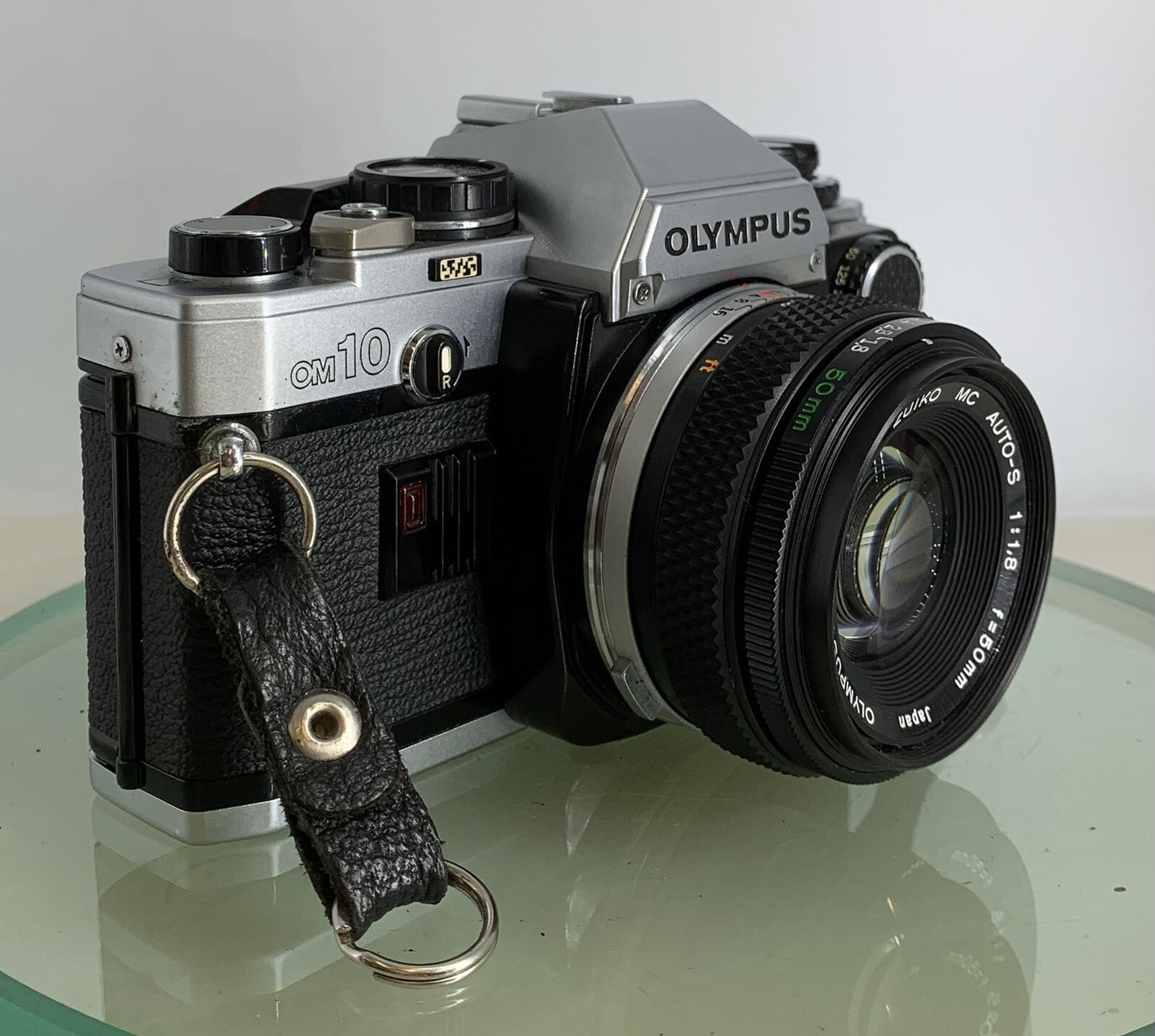 Olympus OM10 35mm Film SLR Manual Camera +Olympus 50/1.8 MC Zuiko Lens TESTED2982
