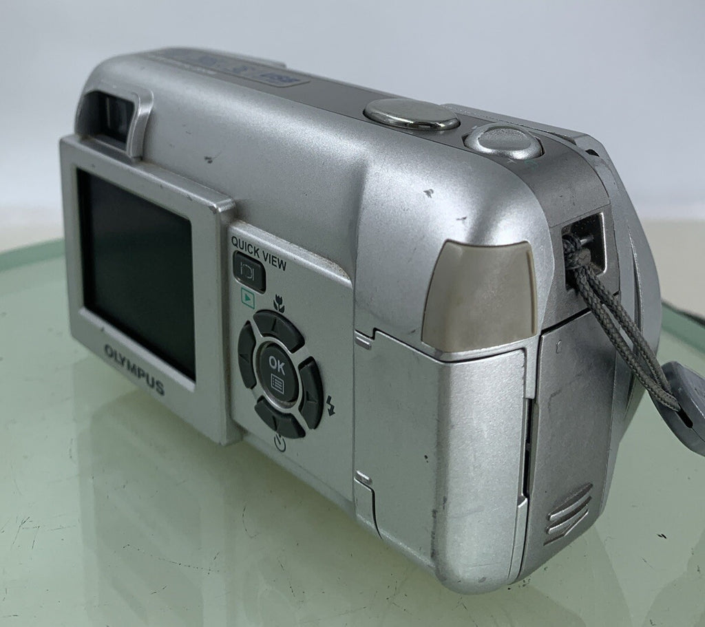 Olympus Camedia C-350 Zoom 3.2MP Compact Digital Camera SILVER TESTED - 6786