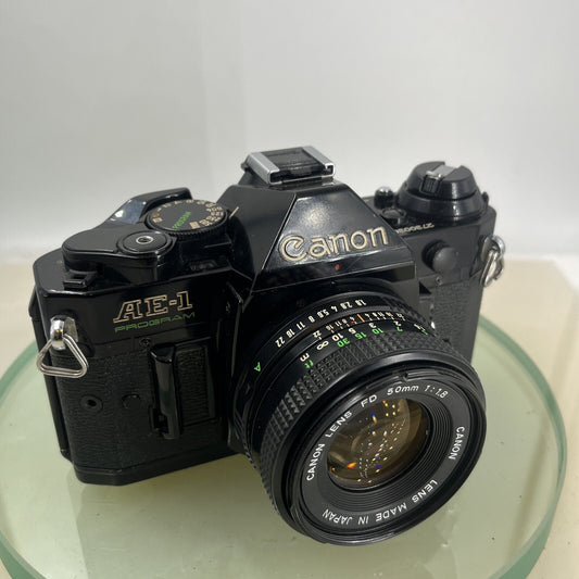 Canon AE-1 Program 35mm SLR Film Manual Camera BLACK+Canon 50mm F/1.8 FD Lens8820