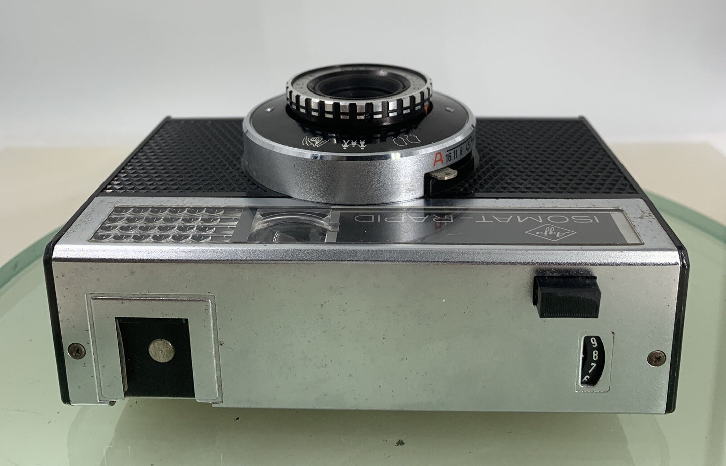 AGFA Isomat-Rapid BLACK VINATGE CAMERA WITH COVER -TESTED - 2397