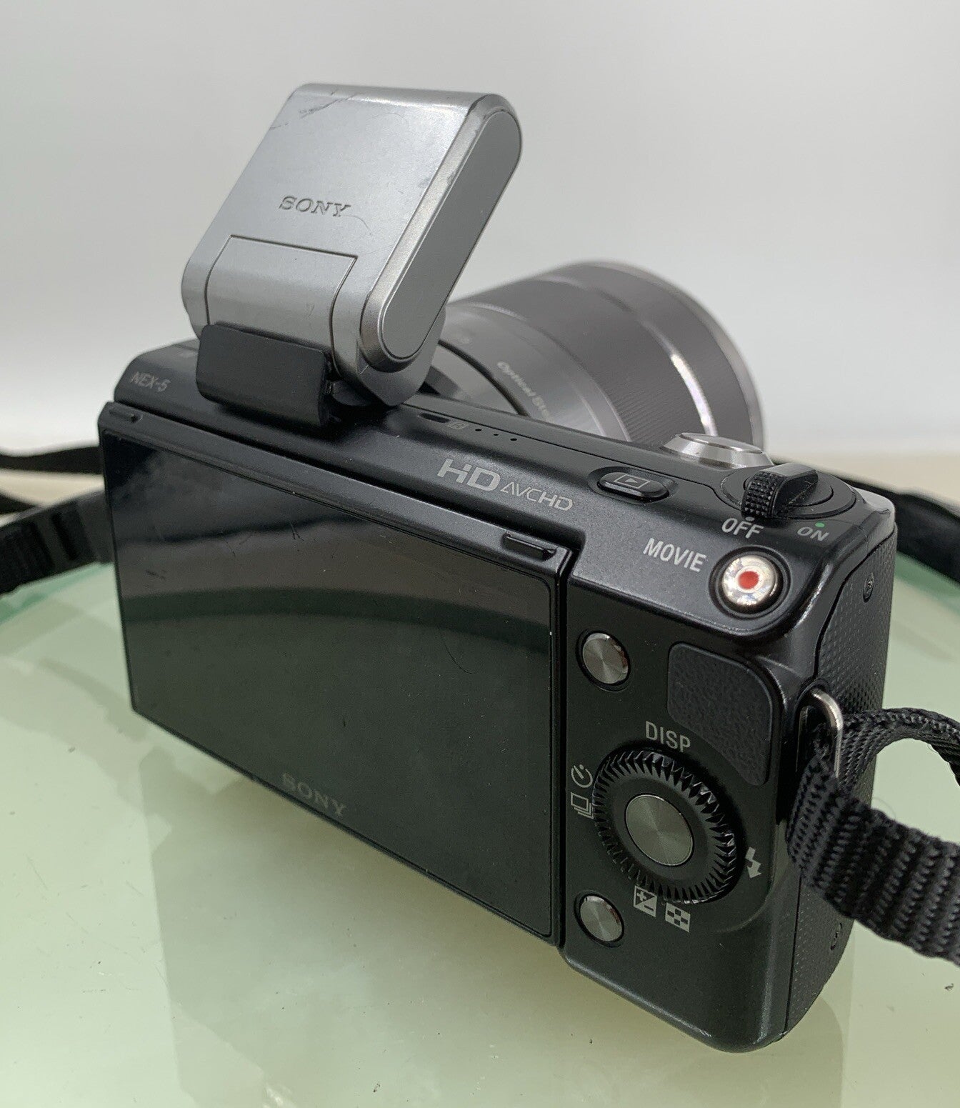 Sony Nex-5 14.2MP CAMERA 18-55mm Lens SILVER+CHARGER+WIRE+8GB CARD TESTED - 4756