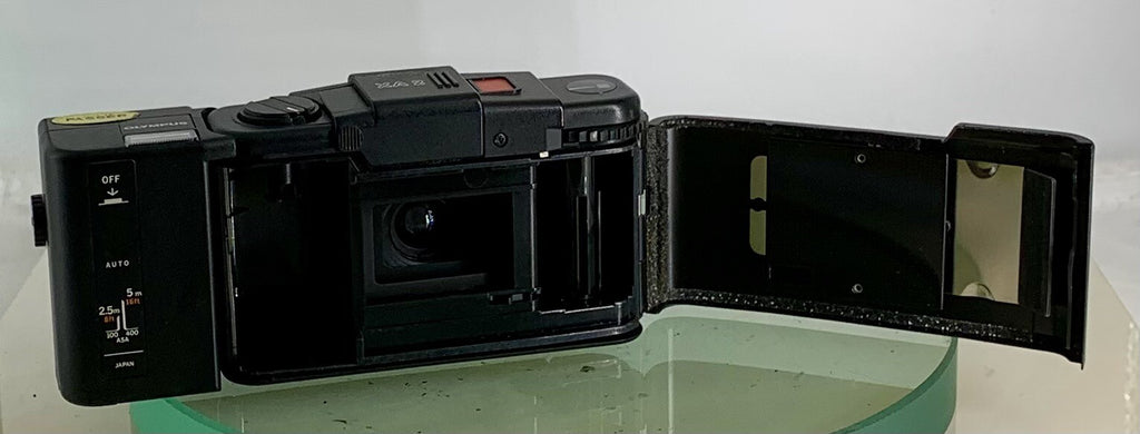 OLYMPUS XA2 Electronic Flash A11 D.ZUIKO 35mm f3.5 TESTED  POINT & SHOOT CAMERA8