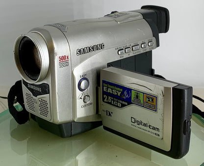 SAMSUNG VP-D10 22x OPTICAL ZOOM 2.5 LCD DIGITAL CAMCORDER+CHARGER + TESTED - 3406