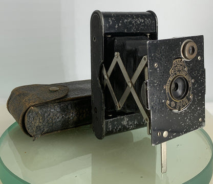 Vintage Eastman Kodak No A-127 FILM Vest Pocket Folding Camera TESTED  With Case0