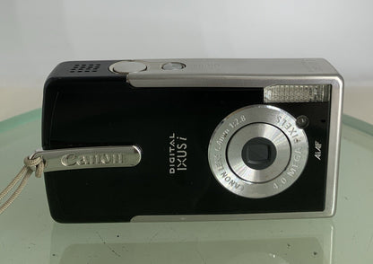 Canon Digital Camera IXUS i PC1060 4.0MP BLACK+CHARGER+COVER TESTED - 9971