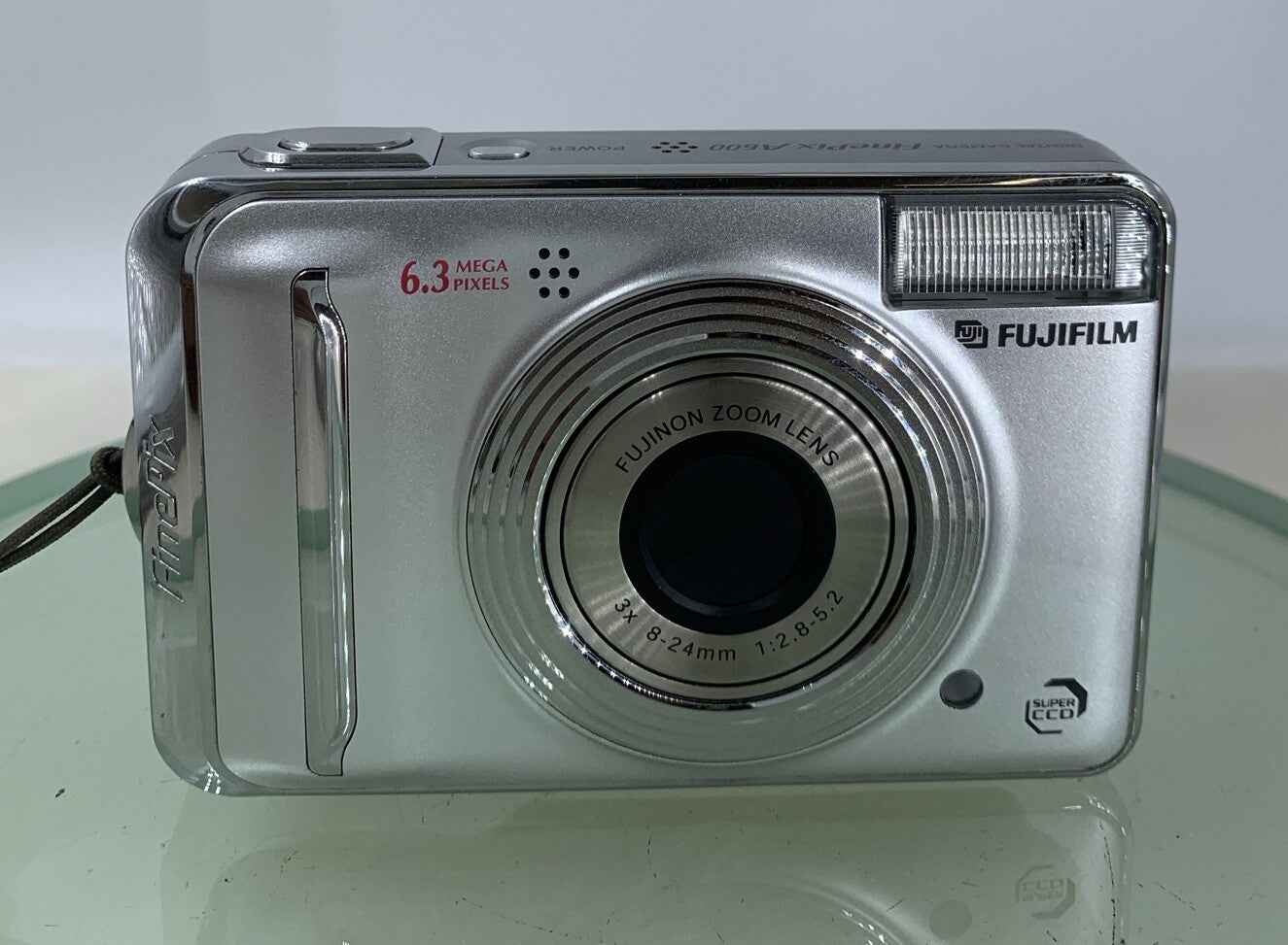 Fujifilm Finepix A600 Digital Camera SILVER NO CARD NO CHARGER  TESTED - 5651