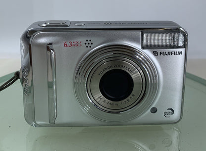 Fujifilm Finepix A600 Digital Camera SILVER NO CARD NO CHARGER  TESTED - 5651