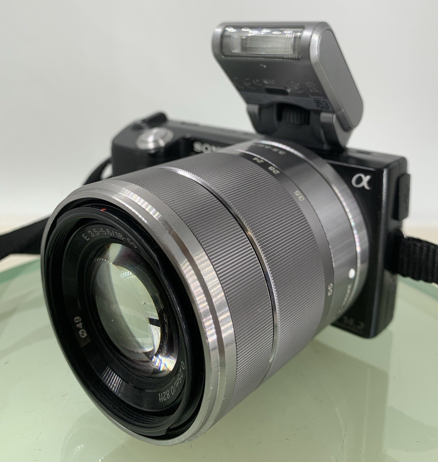 Sony Nex-5 14.2MP CAMERA 18-55mm Lens SILVER+CHARGER+WIRE+8GB CARD TESTED - 4752