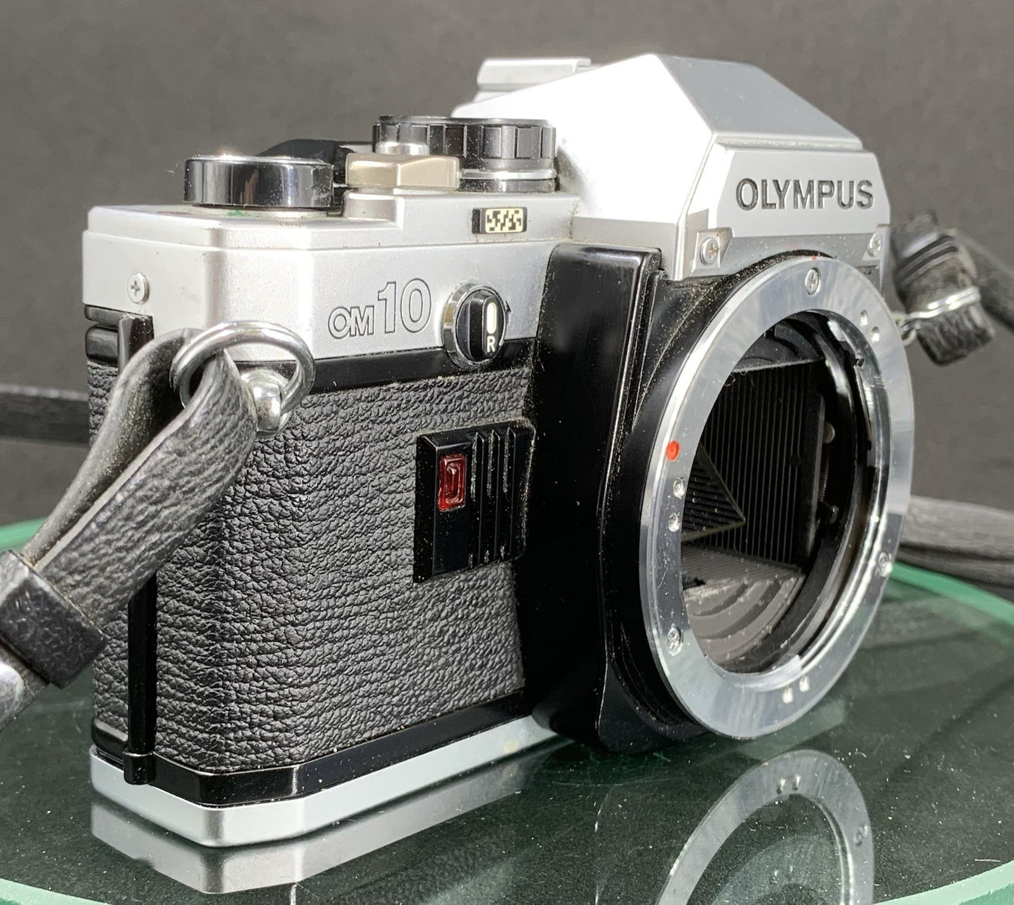 Olympus OM-10 35mm SLR Film Camera Body Only FULLY WORKING #1001