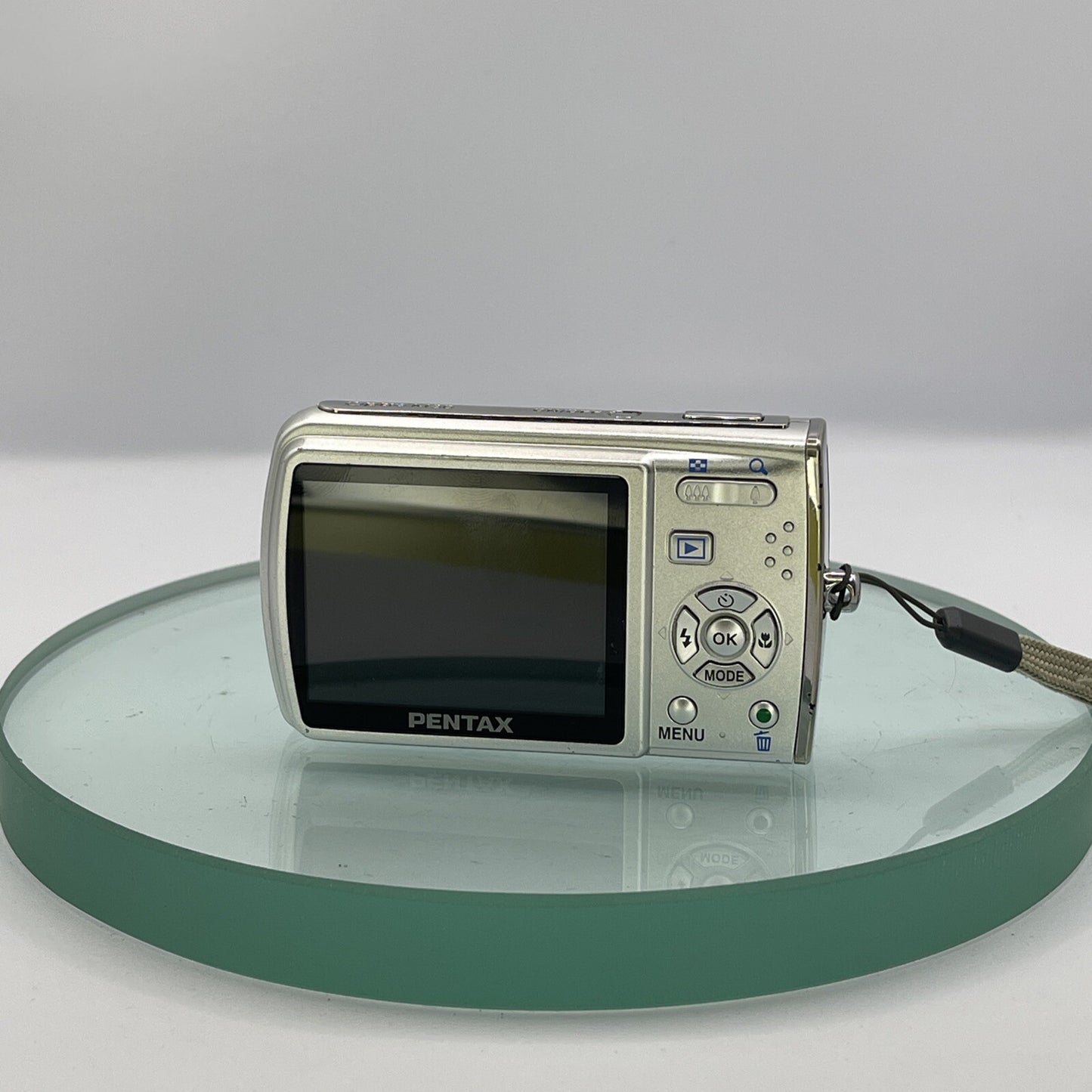 Pentax Optio M30 7.1 Megapixel Camera With Case, Charger, Battery TESTED #965