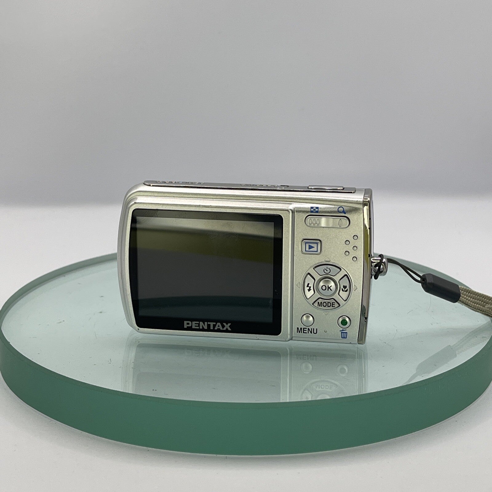 Pentax Optio M30 7.1 Megapixel Camera With Case, Charger, Battery TESTED #965