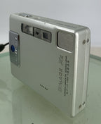 KONIKA MINOLTA DIMAGE XG Camera Silver + BAG+256MB CARD+CHARGER Tested - 6202