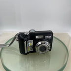 Nikon Coolpix P1- 8 megapixel 3.5 x Zoom, Digital Camera Good Condition test#4432