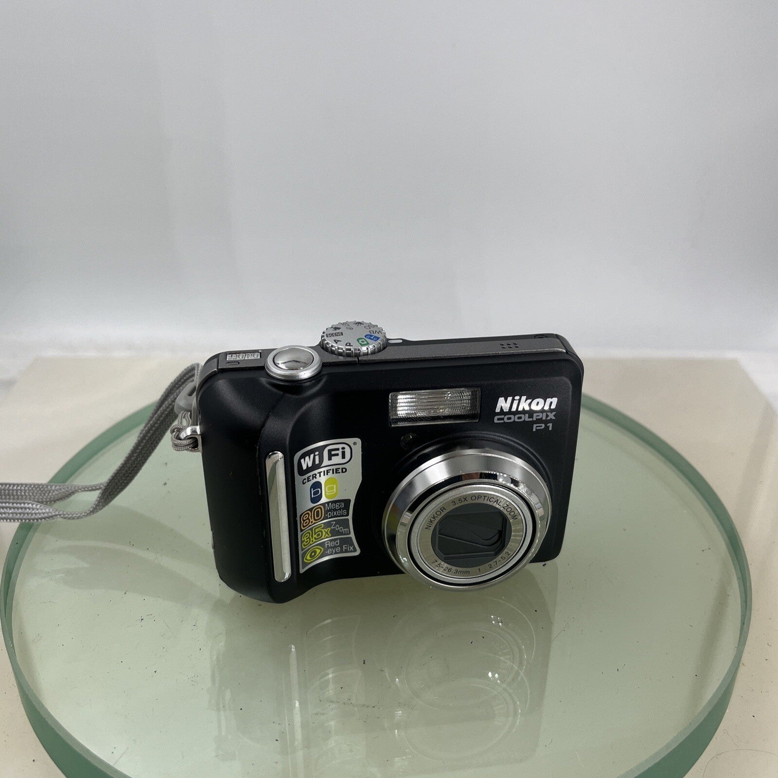 Nikon Coolpix P1- 8 megapixel 3.5 x Zoom, Digital Camera Good Condition test#4432