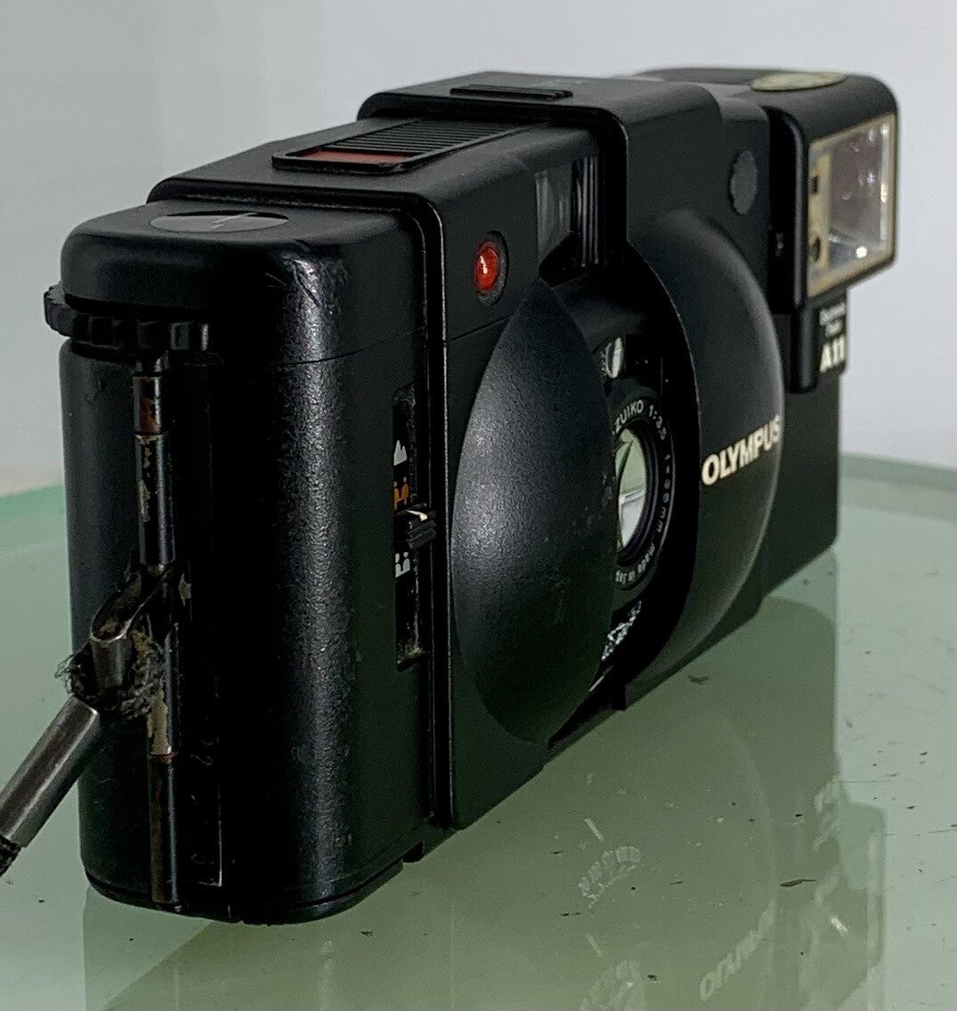 OLYMPUS XA2 Electronic Flash A11 D.ZUIKO 35mm f3.5 TESTED  POINT & SHOOT CAMERA2