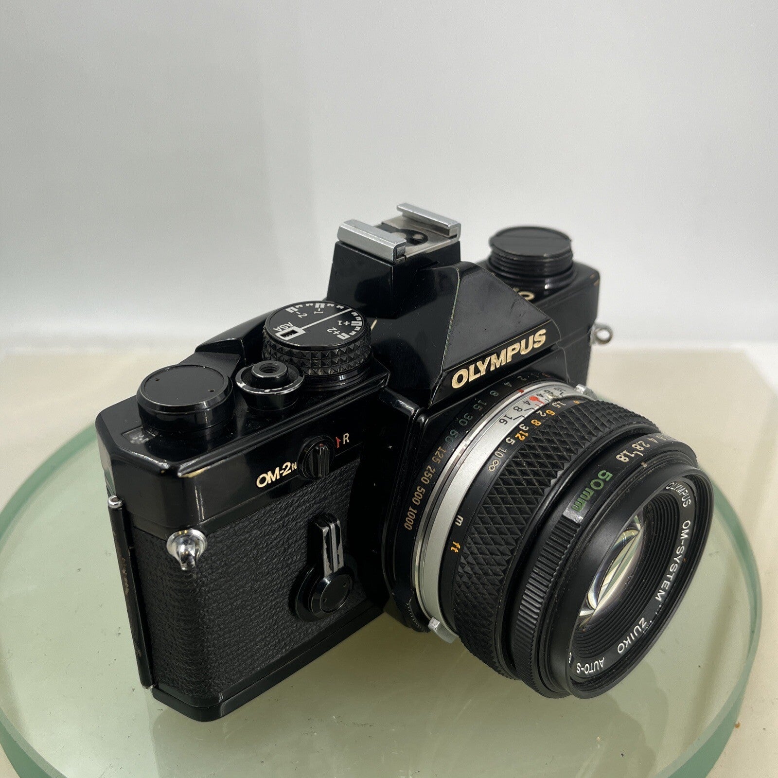 Olympus OM-2n Black - 35mm SLR Film Camera + 50mm f/1.8 Lens-Tested & Working8795
