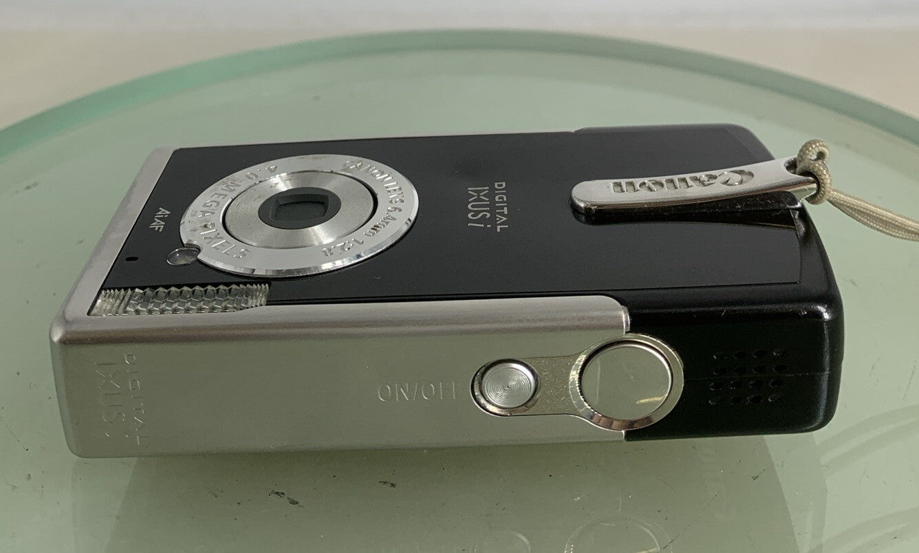 Canon Digital Camera IXUS i PC1060 4.0MP BLACK+CHARGER+COVER TESTED - 9977