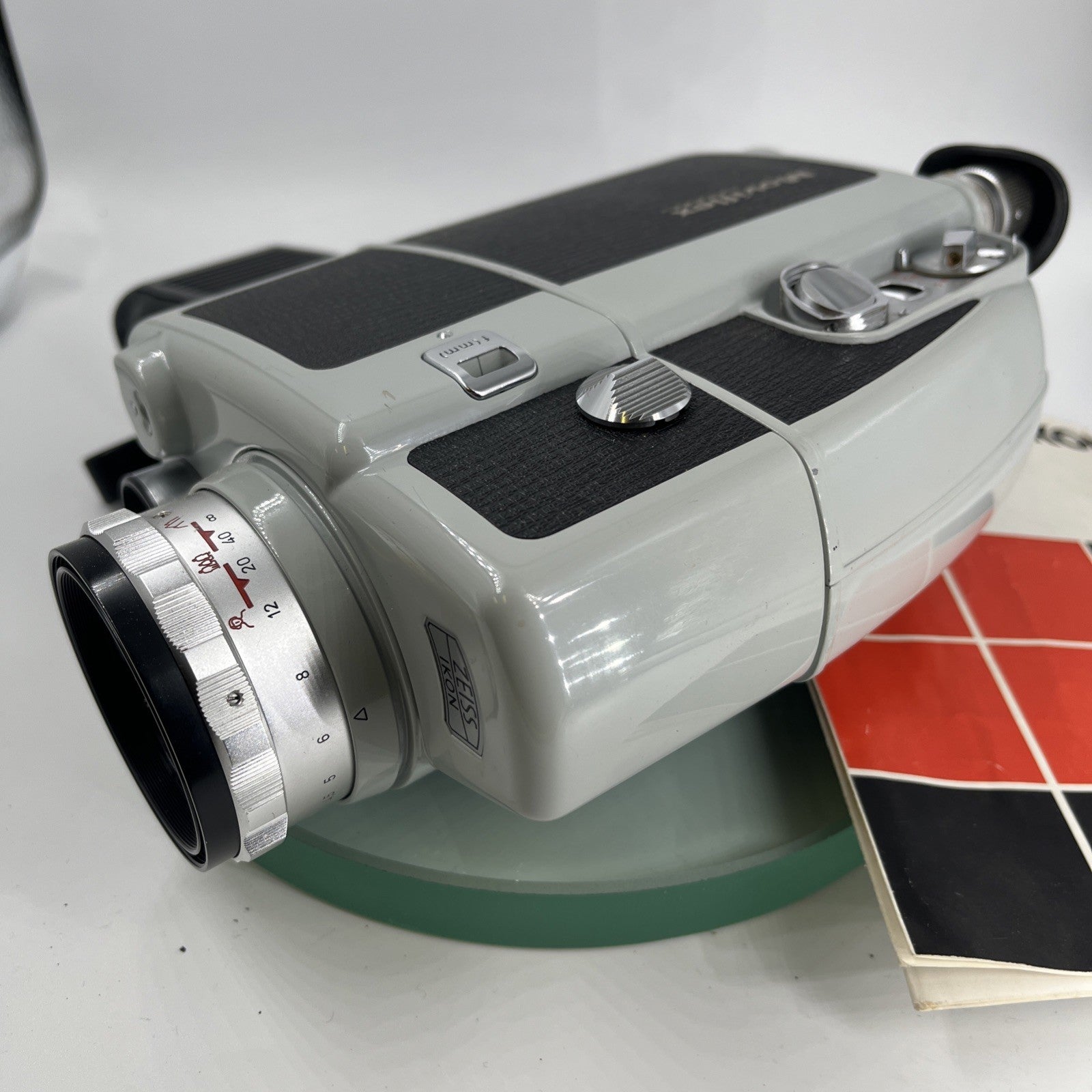 Zeiss Ikon Moviflex Super Doppel 8 Filmkamera Carl Zeiss Vario-Sonnar 1.9/7.5-303