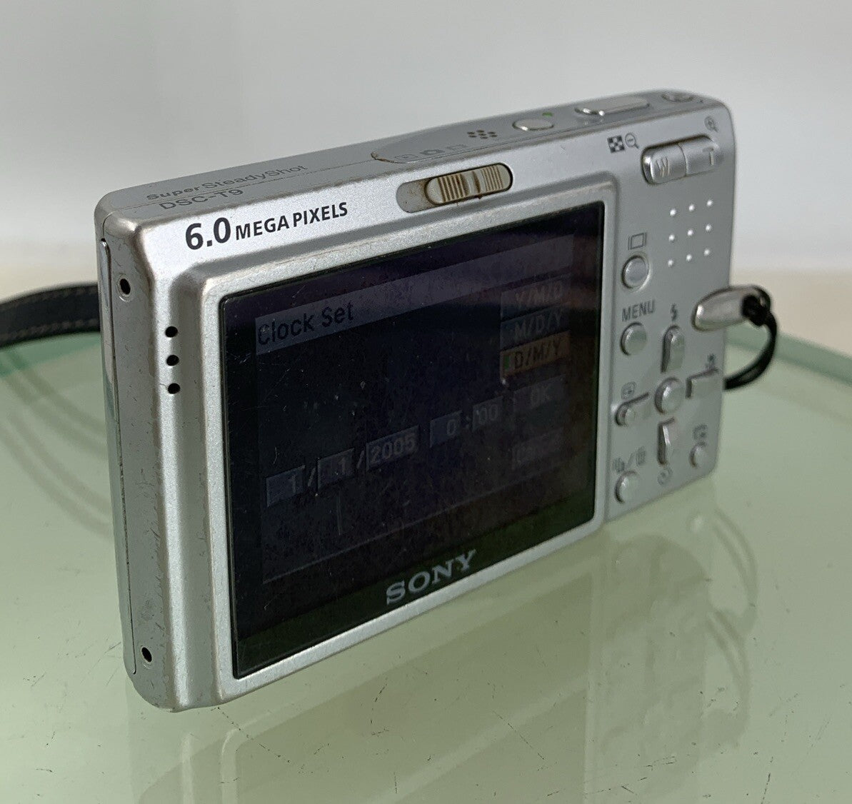 Sony Digital Camera Cybershot DSC-T9 6.0MP SILVER +CHARGER +COVER TESTED - 764