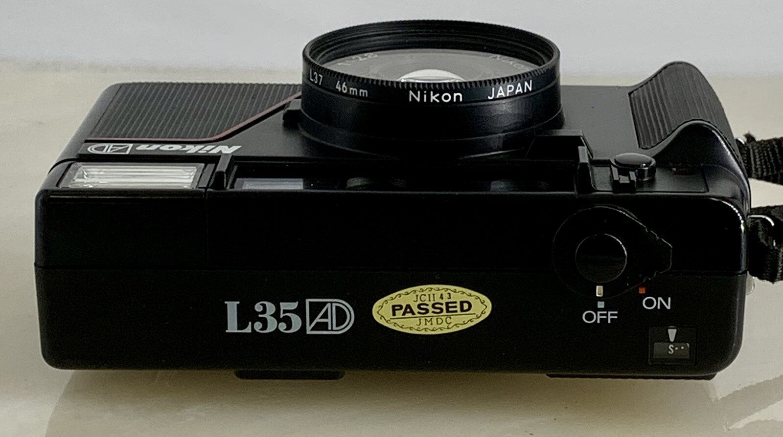 Nikon L35 AD 35mm Film Point & Shoot Compact Camera  35/2.8 Lens (ASA1000) #996